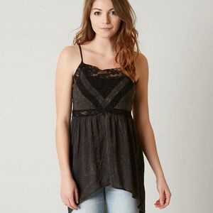 Buckle Gimmicks High-Low Tank